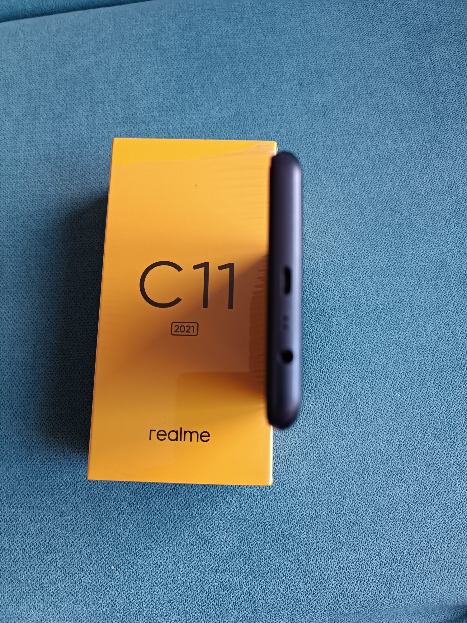 Телефон Realme C11/2021 в гаранция