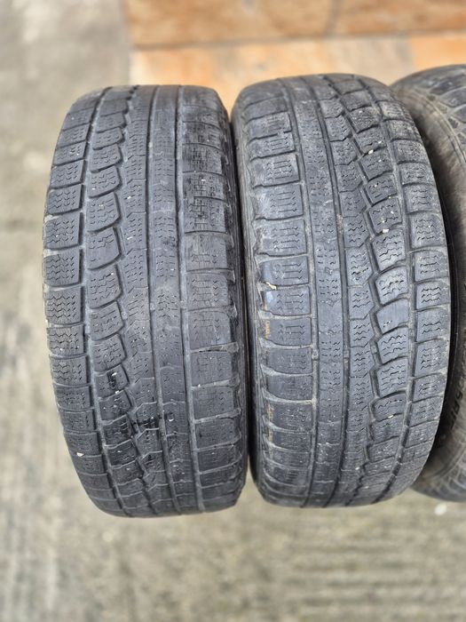 Jante R15 4x100 Dacia cu anvelope iarna 185/65R15