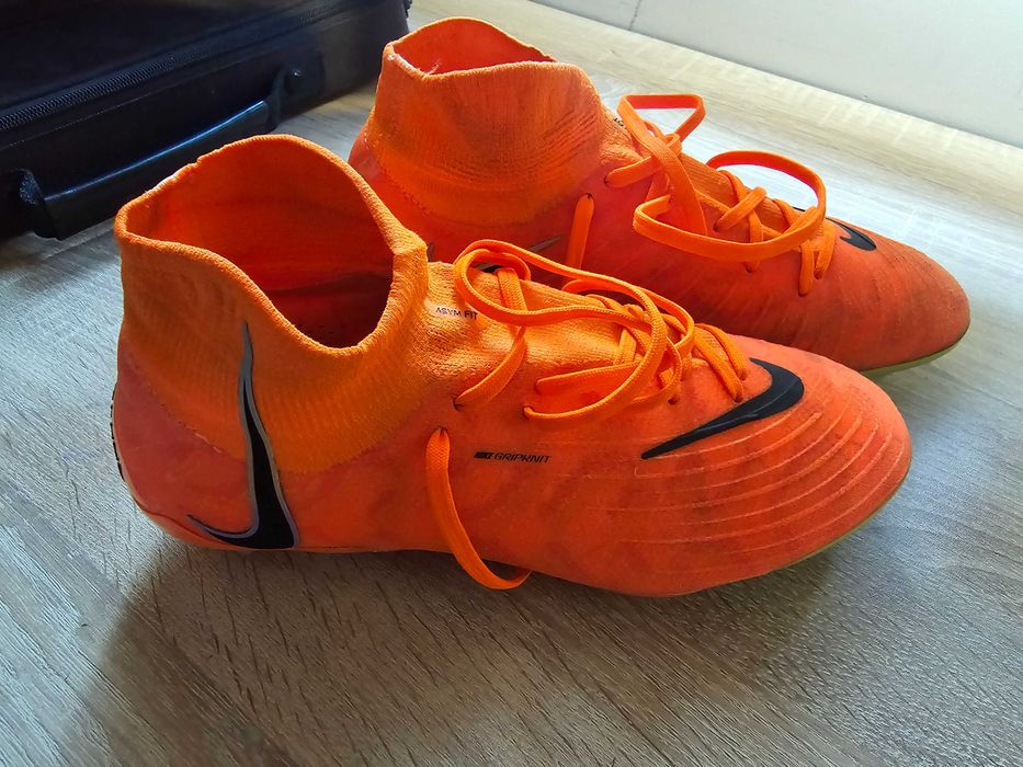 Бутонки Nike номер 39