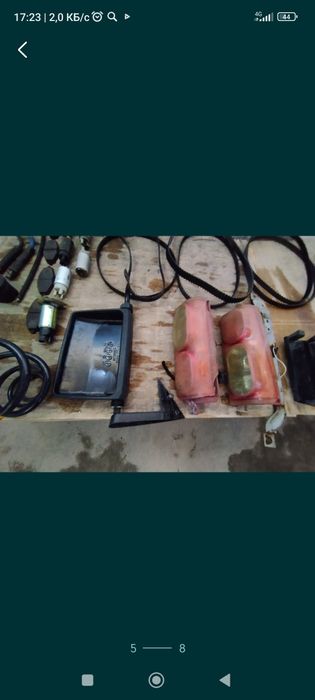 Продаётся зеркало для машины и запчасти состояние отличное