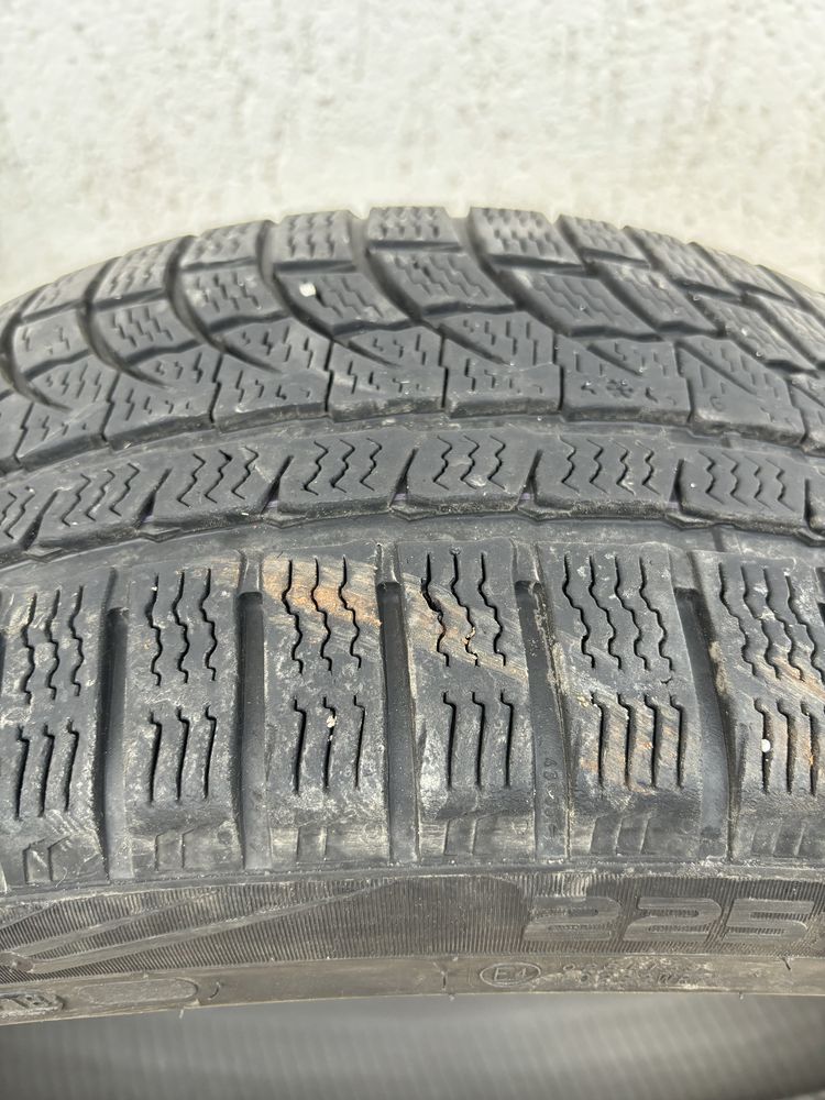 Cauciucuri de iarna 225/40/r19!
