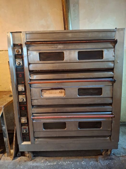 Кондитерский печь и тестомес. Все вместе 2 печь и тестомес все вместе