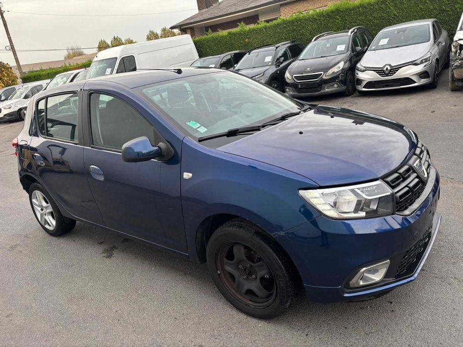Dacia Sandero - ușor avariat / 2018 / 150.000 km