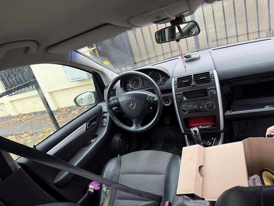Se vinde mercedes A 180
