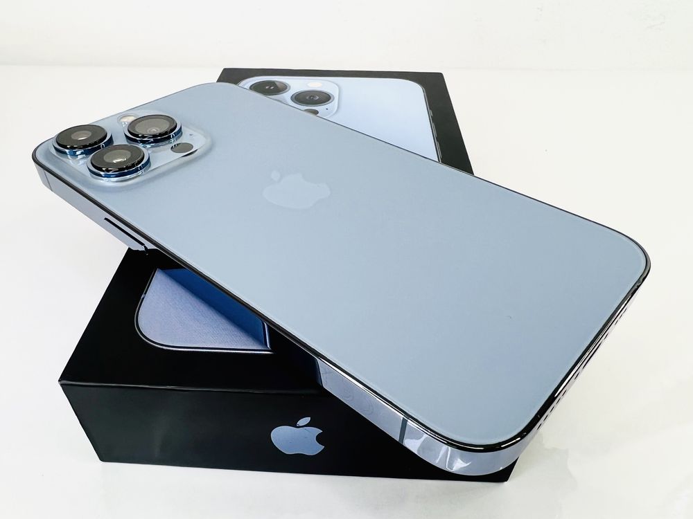 Apple iPhone 13 Pro Max 256GB Sierra Blue Перфектен! Гаранция!