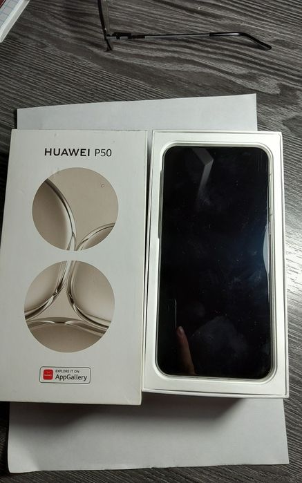 Телефон HUAWEI P50
