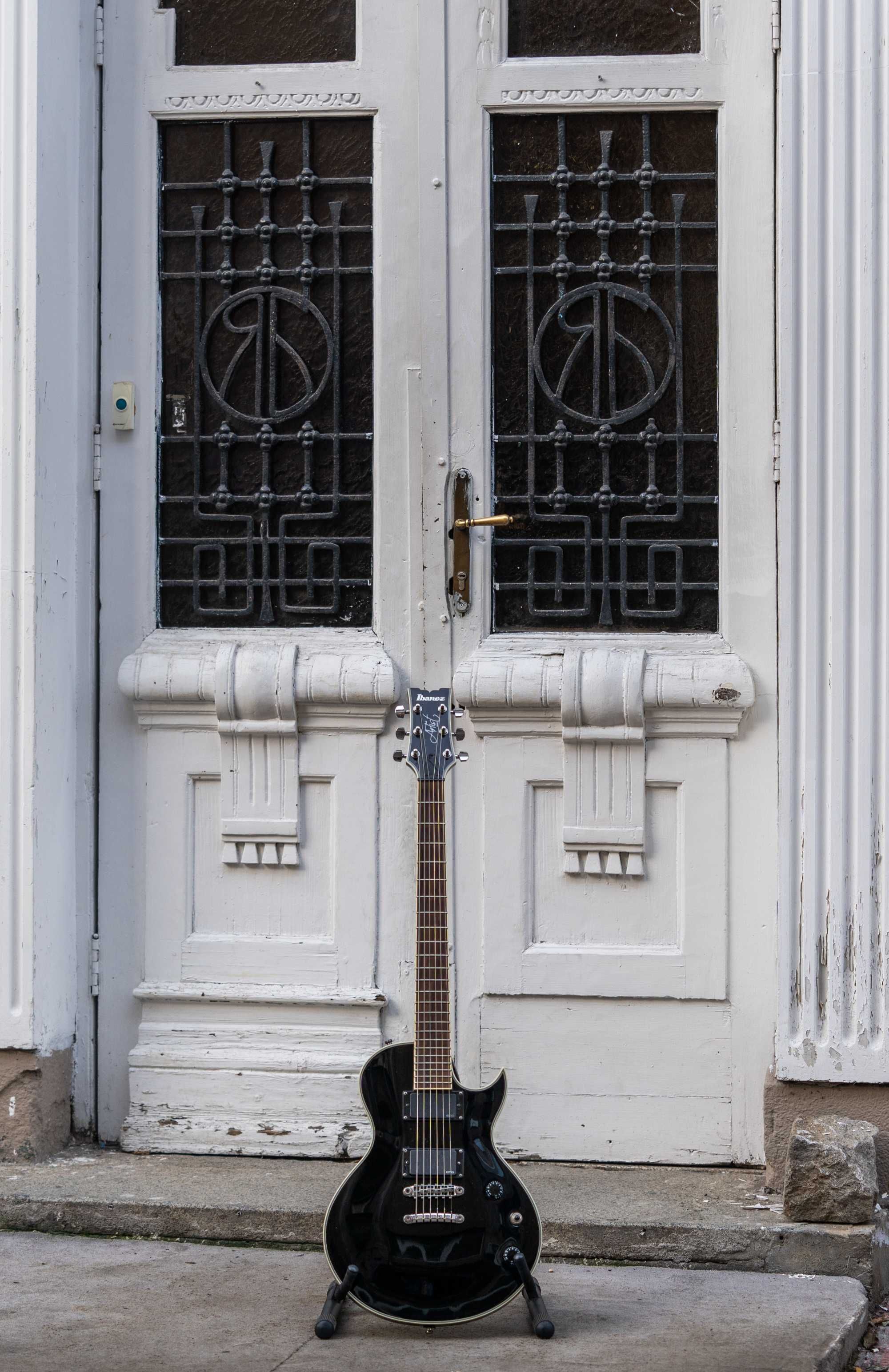 Ibanez ARZ700BK - Електрическа китара