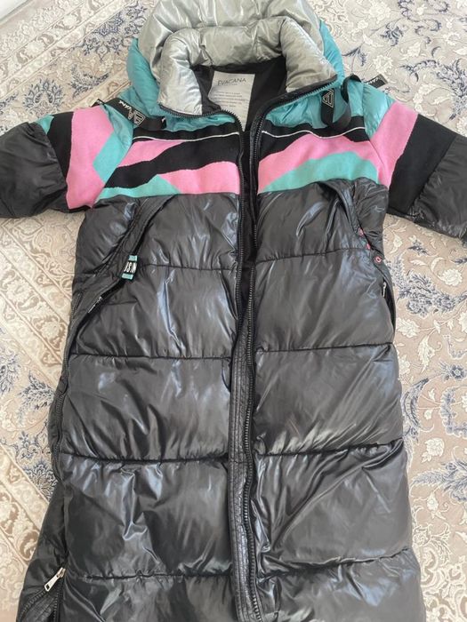 Продам куртку зимнюю в отличном состояний.