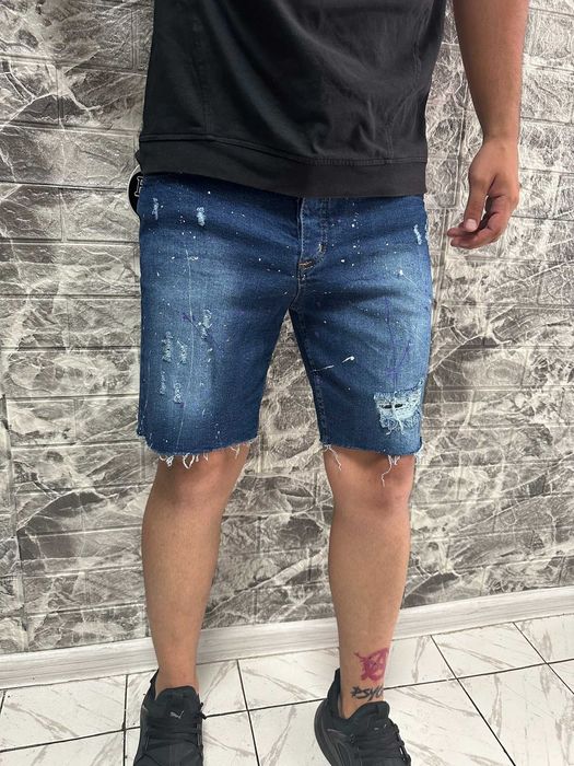 Предлагат се чисто нови ДЪНКИ. цената е само 15 лв.