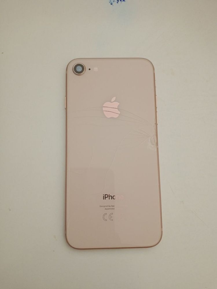 Iphone 8 64gb naxt yoki obmen