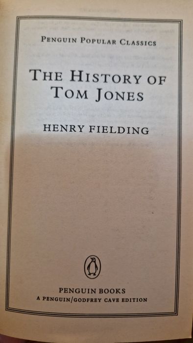 Vând 14 cărți colecție în limba engleză