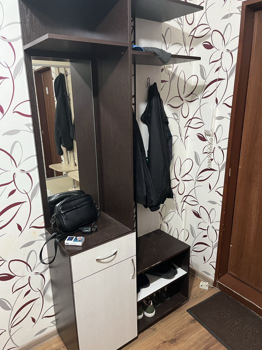 Продам прихожую