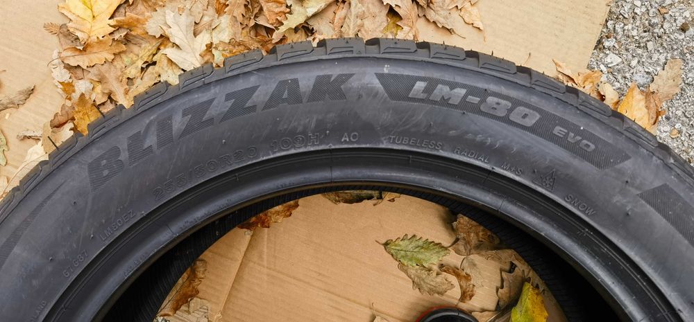 Чисто Нови 255 50 20 Bridgestone LM80 Evo XL Audi Original