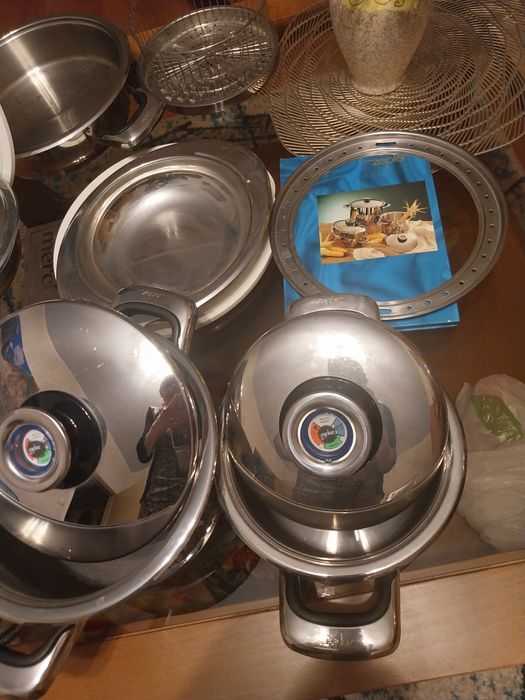 Продавам неизползван Цептер комплект