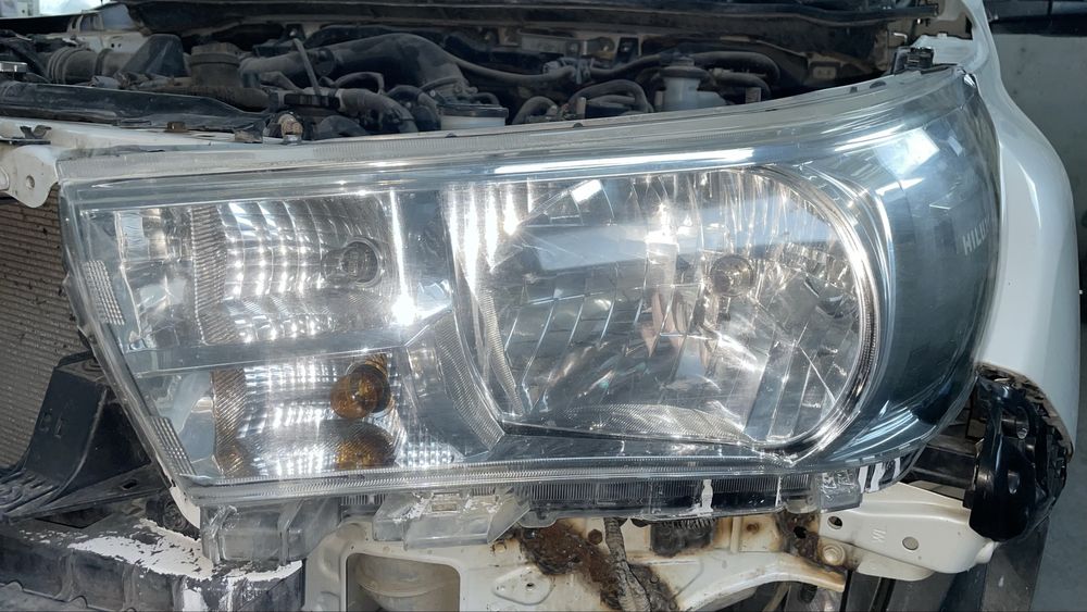 Фара хайлюкс, hilux 2017