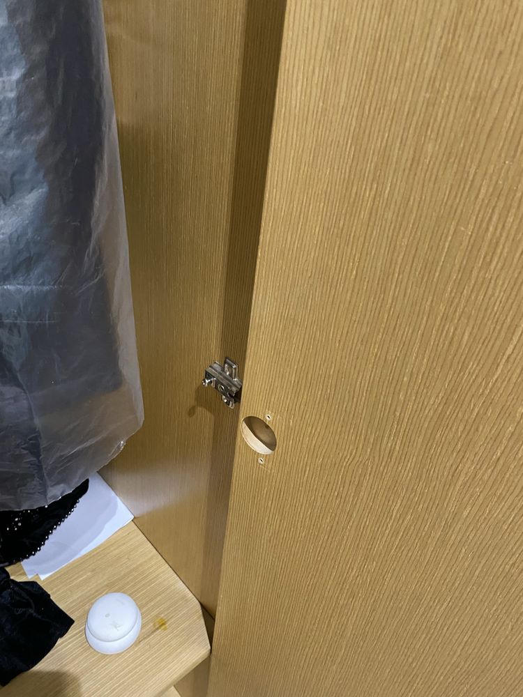 Шкаф в прихожую с зеркалом