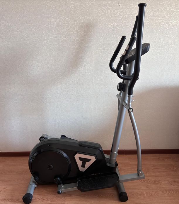 СРОЧНО ПРОДАМ Эллиптический тренажер Torneo