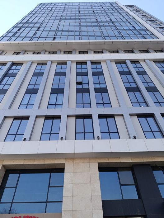 Солнцезащитная тонировка для зданий. Спасает от жары, расхода на свет