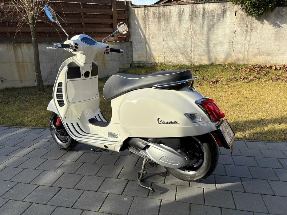 Vespa GTS Super 300 HPE