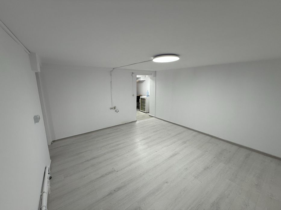 Inchiriez apartament demisol zona Doamna Ghica pretabil birou etc