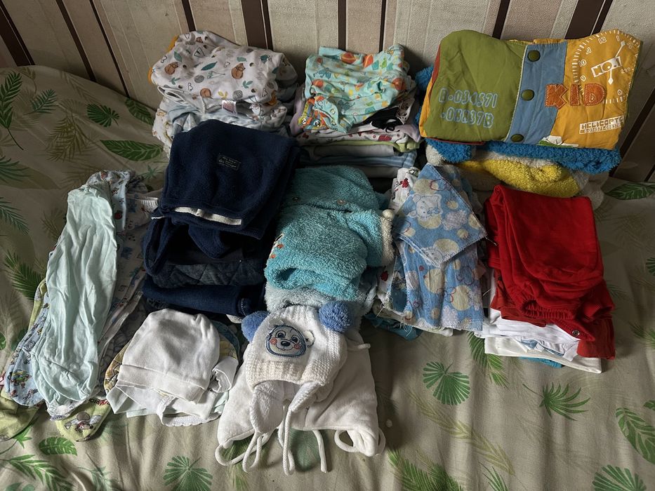 Детские вещи на мальчика ои 0 до 1.5 года