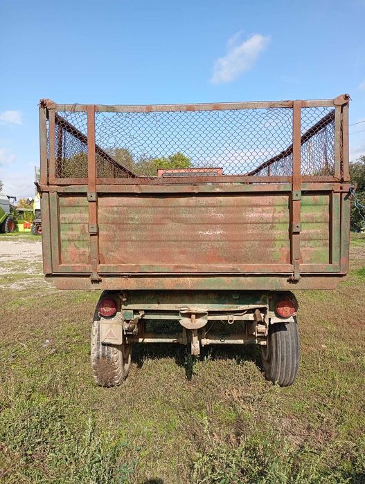 Vand Remorca 1 ax (2.5 tone) si Remorca auto (5 tone)