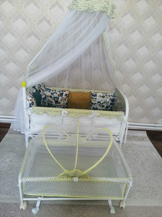 Манеж детский металический