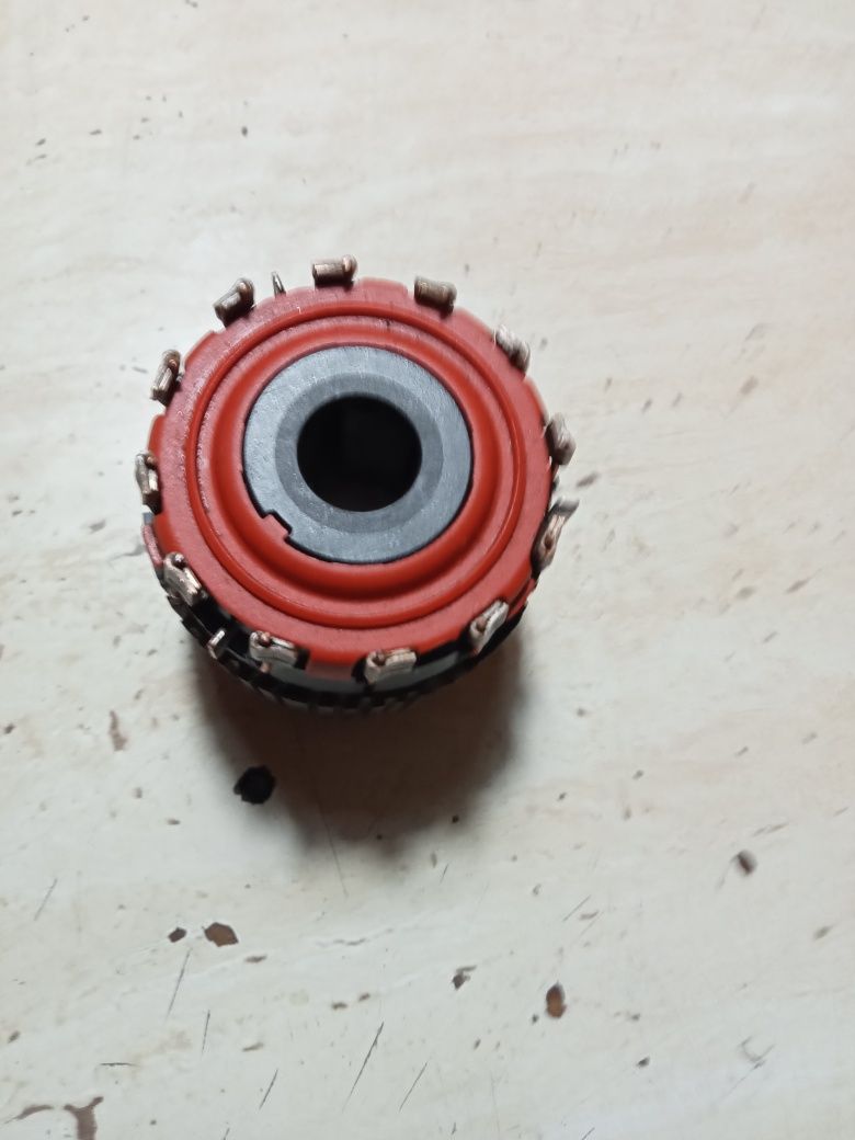 Vând partea electronică + stator de la un hilti te30 a36