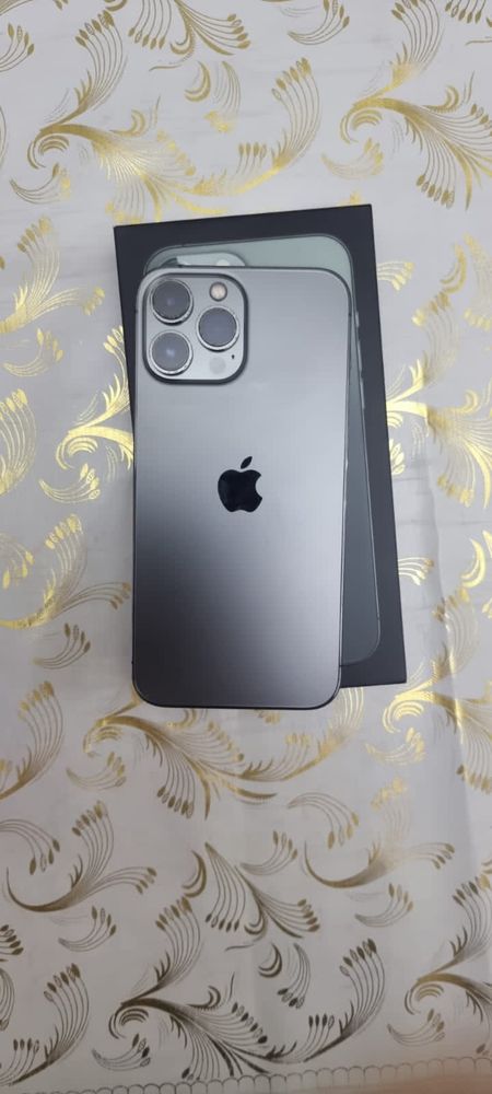 Продам Iphone 13 pro max