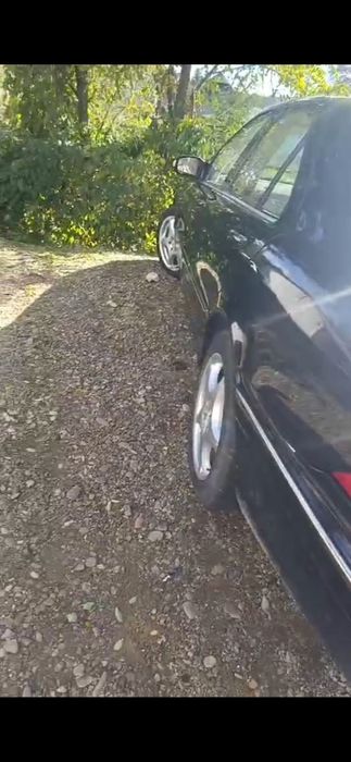 Mercedes S Class 320