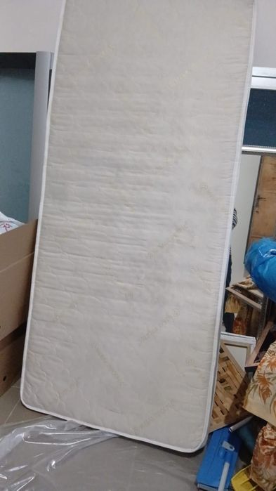 Отдам матрас 160 на 80