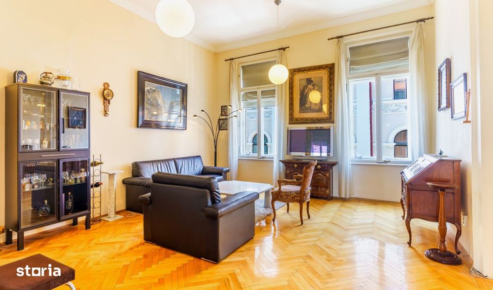 Apartament in centrul orasului,zona SORA,cladire monument–un fragmen