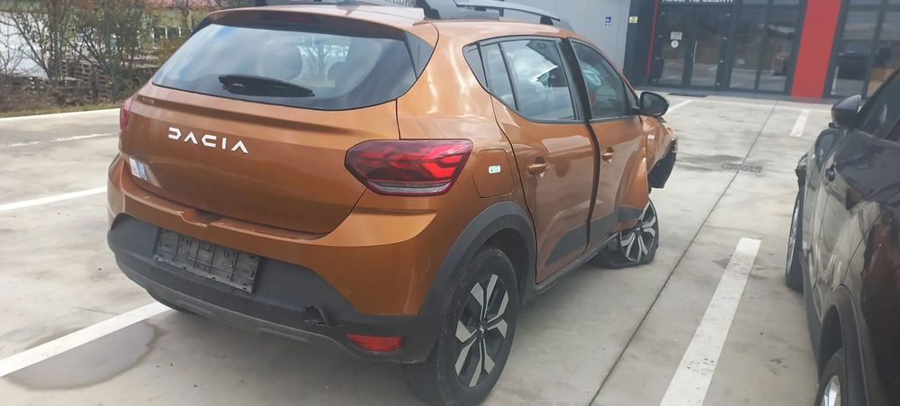 Dezmembram Dacia Sandero III 1.0 TCe H4D 470