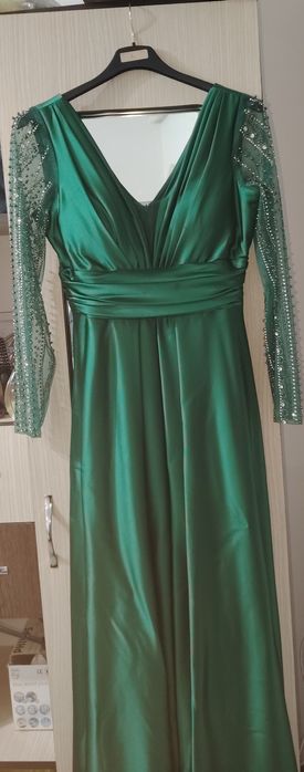 Vând rochie eleganta