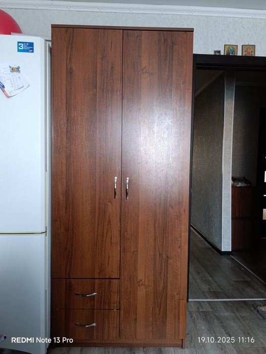 Продам Плательный шкаф