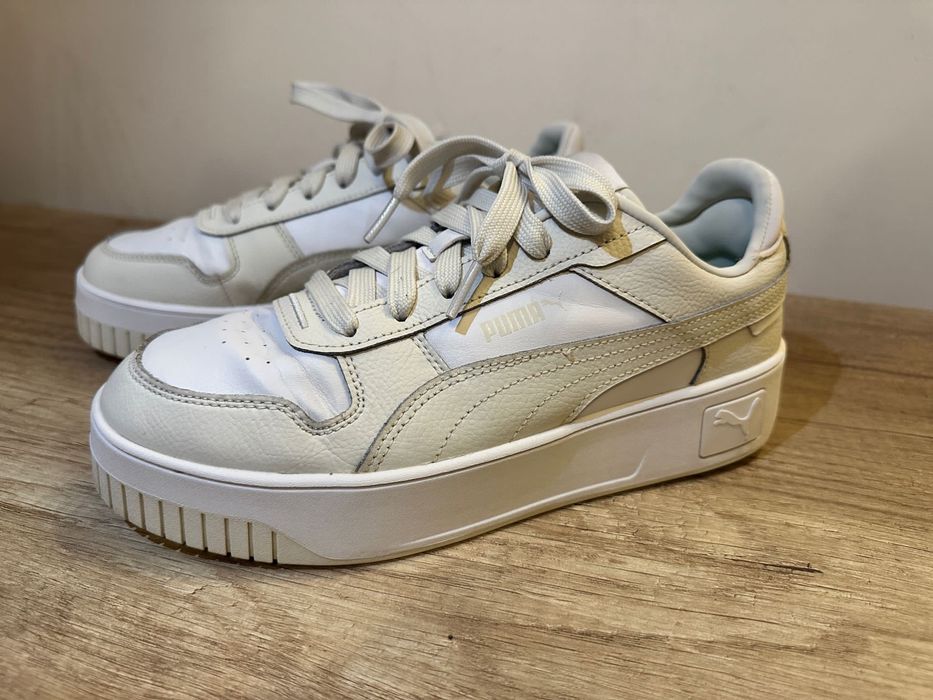Sneakers Puma Carina Street