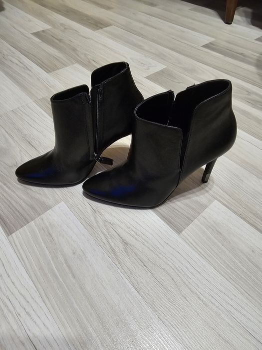Botine stiletto Guess  negre, piele naturala nr 39