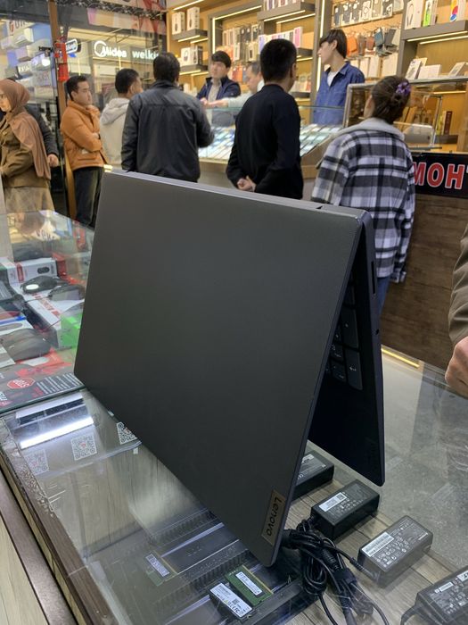 Б/У LENOVO IdeaPad 3