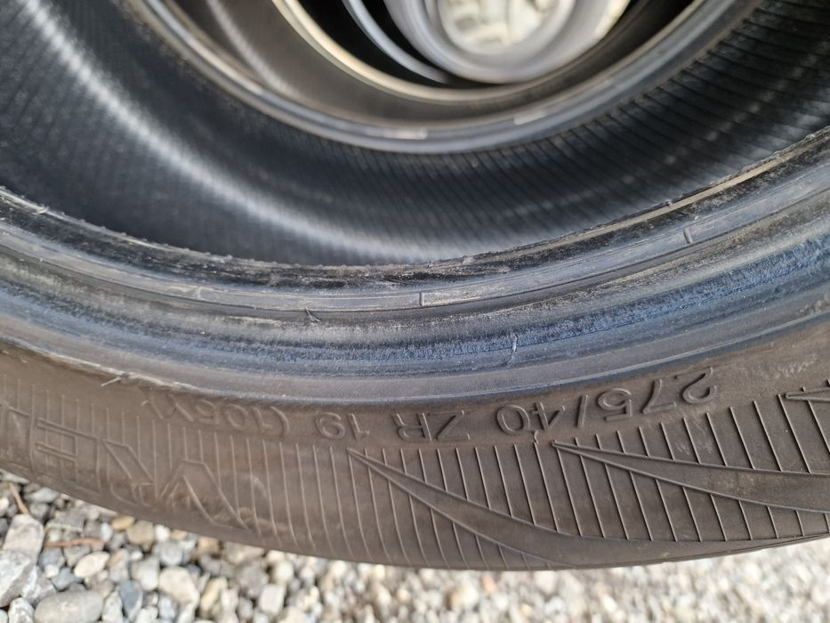 Anvelope 275/40R19 marca Vredestein, DOT 2016 ,8 mm