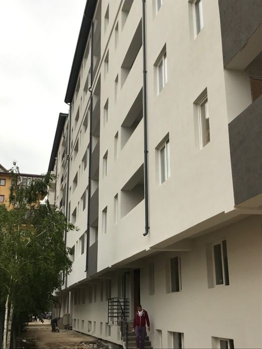 Direct Proprietar - Chiajna Central - Garsoniere/Apartamente - Com. 0%