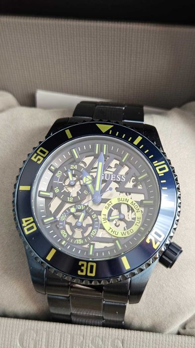 НОВ мъжки часовник GUESS