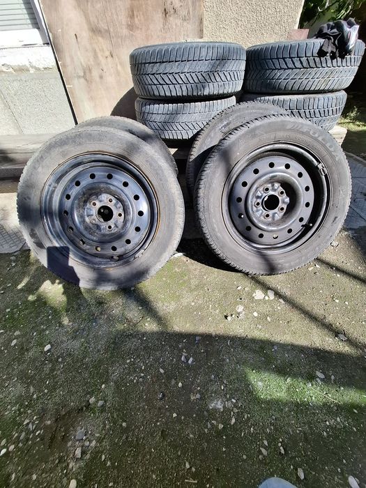 Метални джанти с гуми 16цола за нисан