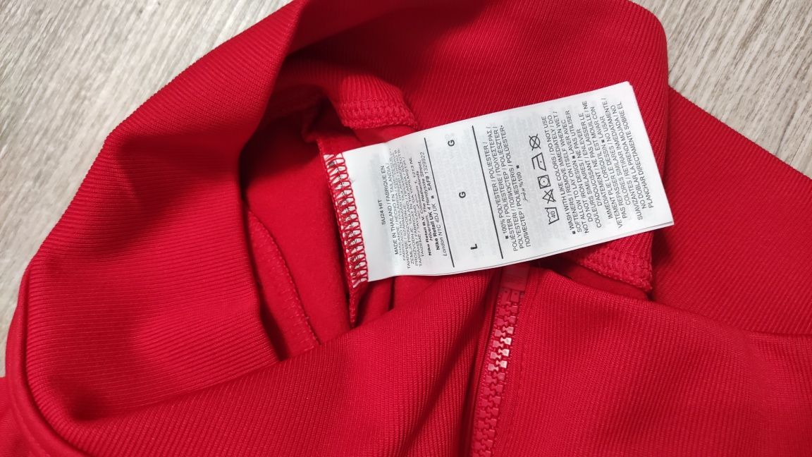 Nike x Turkey L size Оригинално спортно горнище на Турция