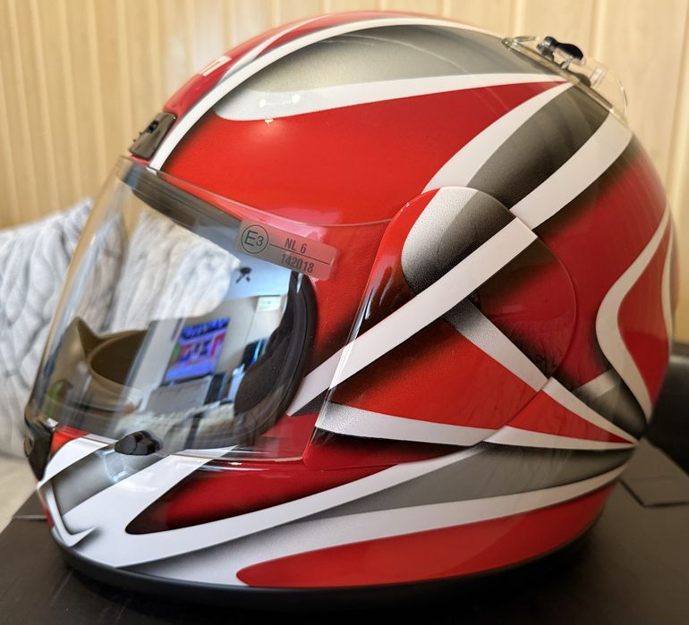 Мотоциклетни каски  Airoh Spark и Suomy Ducati