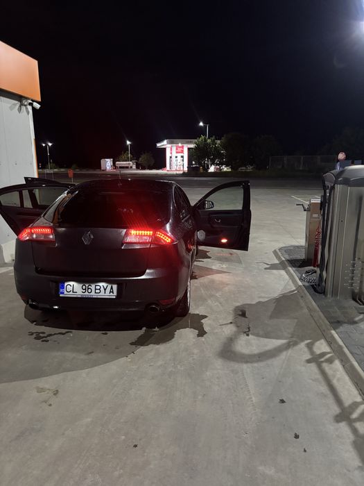 /// RENAULT LAGUNA 2.0 dci 130 CP ///