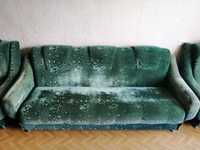 Продам мягкий уголок (диван и 2 кресла)