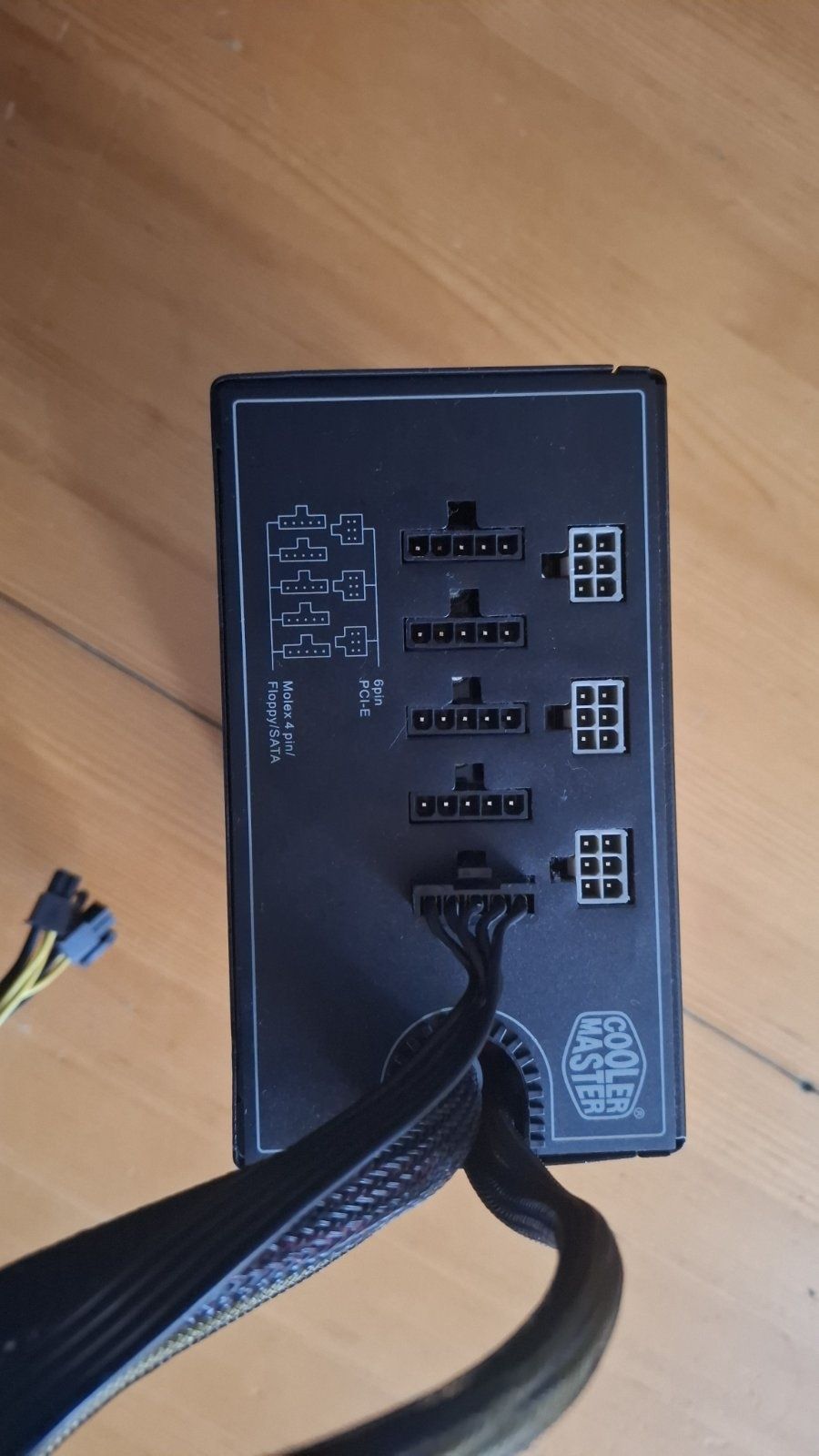 Захранване Cooler Master 850w M2 silent pro 80plus silver