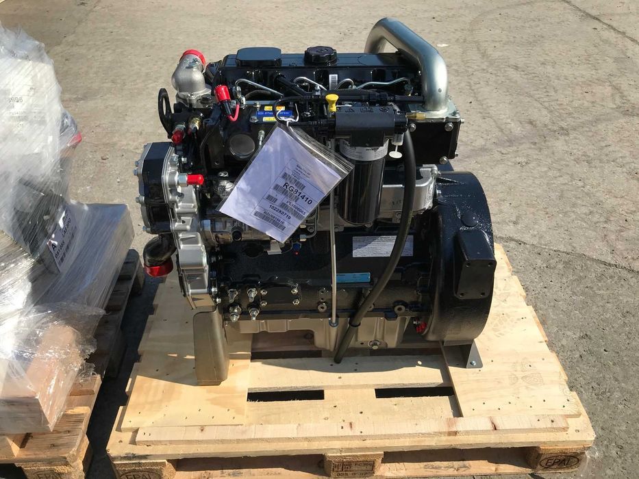Motor pentru Manitou PERKINS NL 1104C-44T RG81410 NOU, garantie