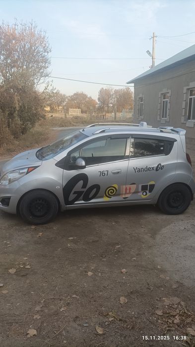 Спарк машинаси сотилади  холати яхши расходи ек йили 2010 ками бор