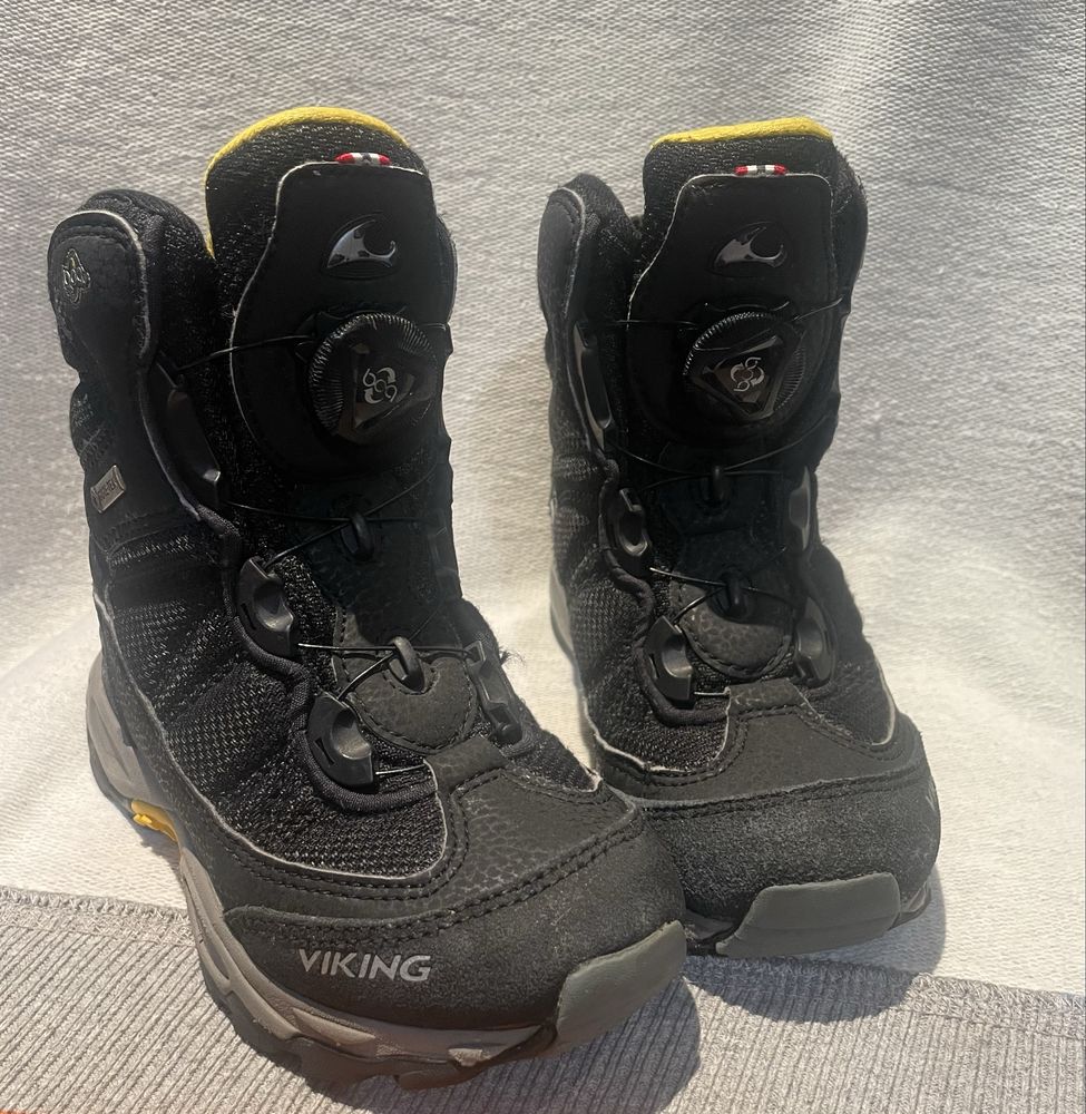 Детски зимни обувки ( боти, ботуши ) Viking boa gore tex 29 номер